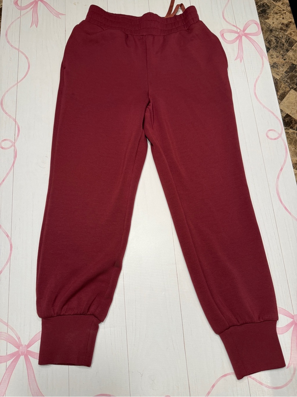 Varley The Slim Cuff Pant size Small